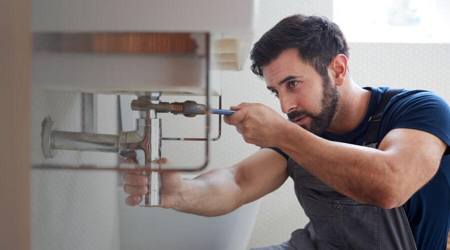 Professional water heater installation services in Rock Springs, WI